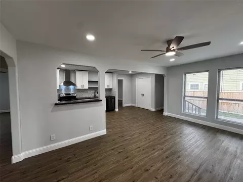 Living - 2909 Alexander Ave, Waco, TX 76708 photo 4 of 7