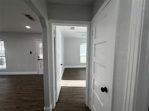 Entry Way - 2909 Alexander Ave, Waco, TX 76708 photo 2 of 2