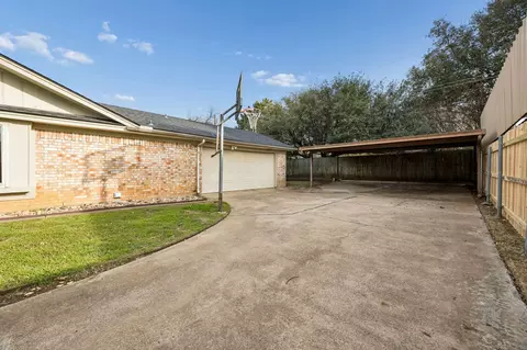 Exterior - 413 Baker Dr, Hurst, TX 76054 photo 7 of 10