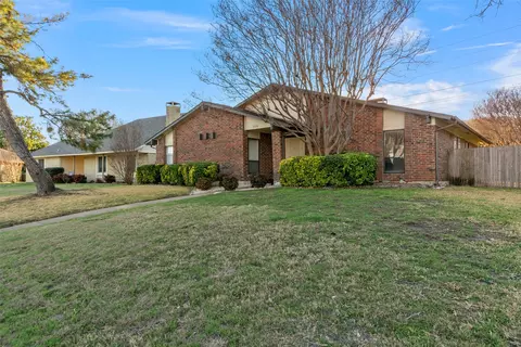 1604 Carol Stream Dr, Richardson, TX 75081