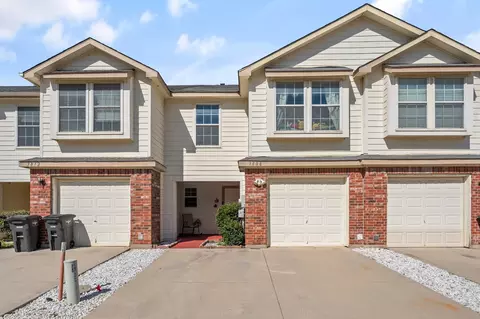 3808 Vista Mar Dr, Euless, TX 76040