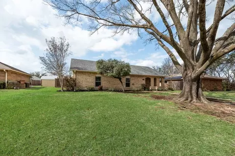 1803 Eastgate Dr, Terrell, TX 75160