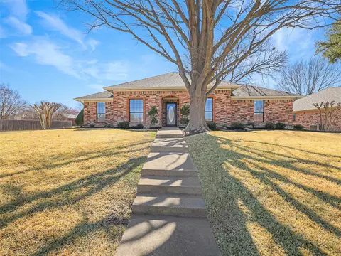 4200 Emerson Dr, Plano, TX 75093