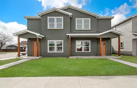 1136 E Broadway Ave, Fort Worth, TX 76104