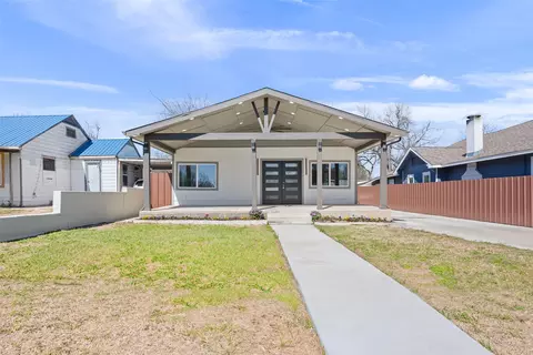 715 E Main St, Mexia, TX 76667