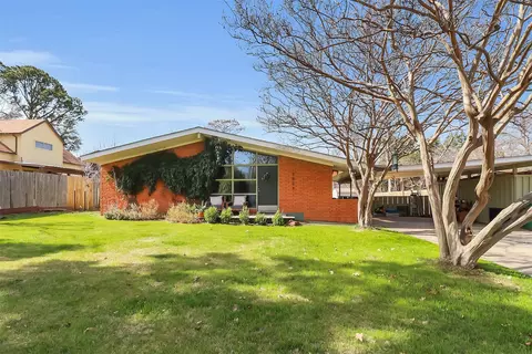 2907 Longfellow Ln, Denton, TX 76209