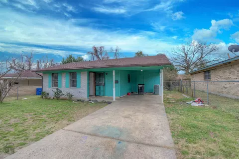 4109 Forest Oak Dr, Shreveport, LA 71109