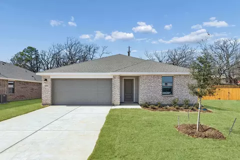 3875 Rose Hill Ct, Denison, TX 75020