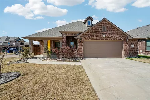 101 Gateway Dr, Alvarado, TX 76009