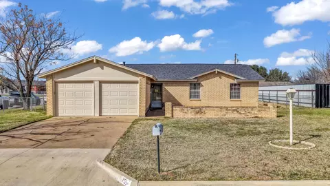 1701 12th St, Mineral Wells, TX 76067