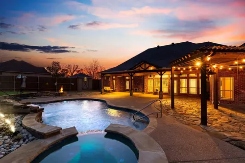 603 Mink Dr, Greenville, TX 75402
