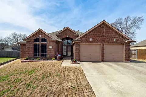 6905 Herman Jared Dr, North Richland Hills, TX 76182