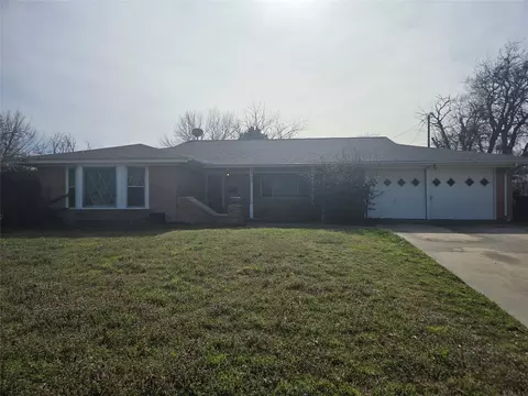 5512 Westcreek Dr, Fort Worth, TX 76133