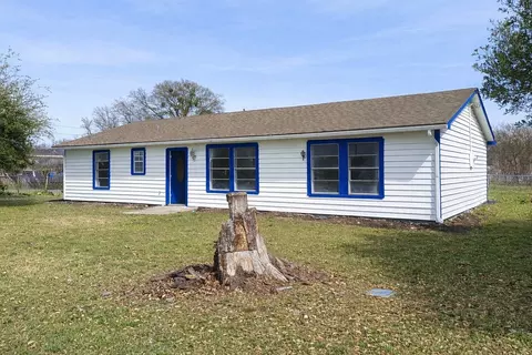 358 S Chambers Ave, Emhouse, TX 75110