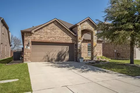 2517 Pioneer Dr, Denton, TX 76210