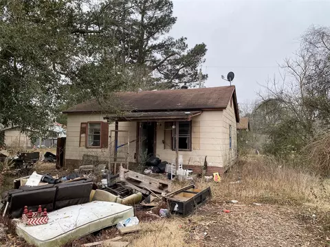 10 Winn Pl, Hooks, TX 75561