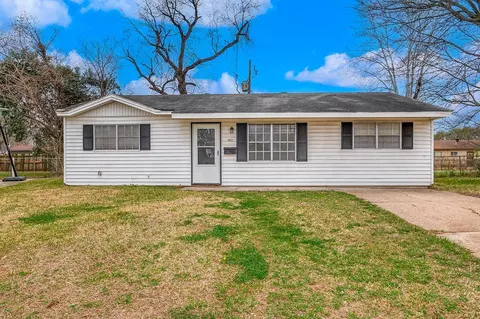 3417 Moonlake Cir, Bossier City, LA 71112