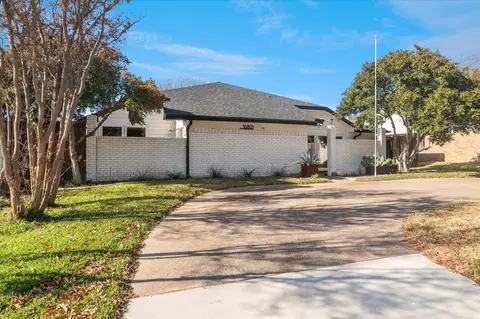 16801 Brushfield Dr, Dallas, TX 75248
