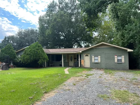 6716 Burke St, Shreveport, LA 71108