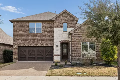 505 Proud Knight Ln, Lewisville, TX 75056