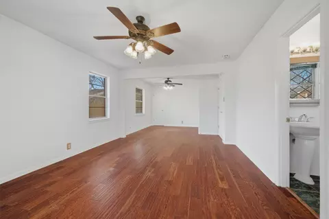 Living - 124 Mark Dr, Denison, TX 75021 photo 6 of 6
