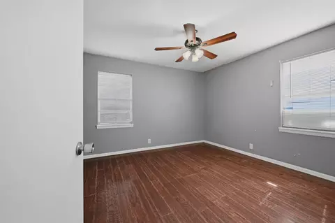 Bedroom - 124 Mark Dr, Denison, TX 75021 photo 2 of 3