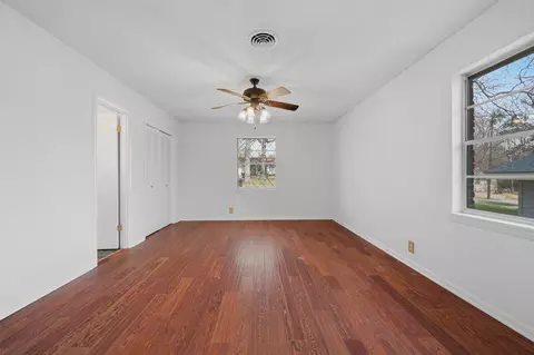 Bedroom - 124 Mark Dr, Denison, TX 75021 photo 3 of 3