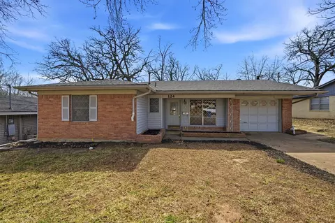 124 Mark Dr, Denison, TX 75021
