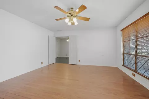 Living - 124 Mark Dr, Denison, TX 75021 photo 1 of 6