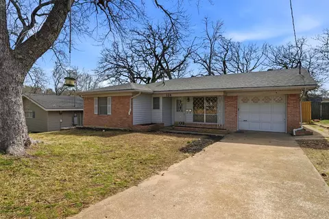 Exterior - 124 Mark Dr, Denison, TX 75021 photo 1 of 6