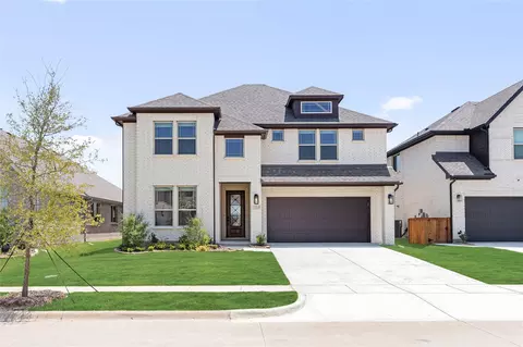 1513 Soapberry Dr, Aubrey, TX 76227