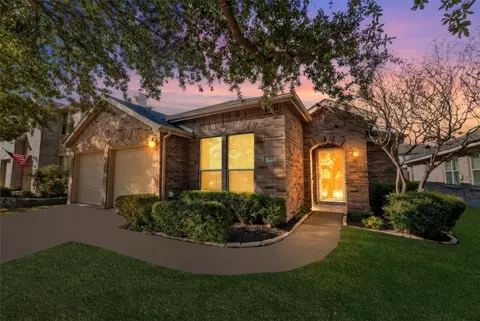 705 Fireberry Dr, Rockwall, TX 75087