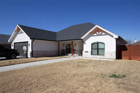 350 Garth Ridge Dr, Abilene, TX 79602