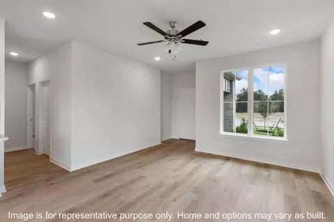 Living - 10108 Bethlehem Ct, Waco, TX 76708 photo 2 of 2
