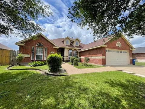 1803 Jupiter Ln, Ennis, TX 75119