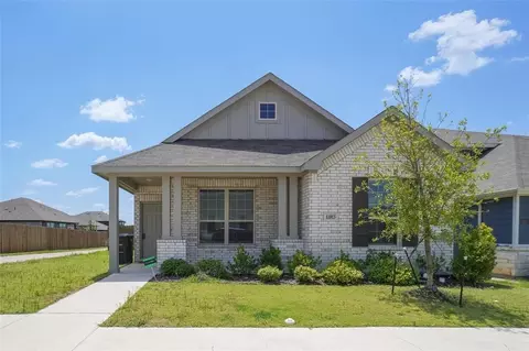 11013 Firebrush Ln, Fort Worth, TX 76108