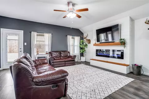 502 Stampede Ln, Princeton, TX 75407