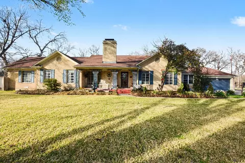 1225 E Union Bower Rd, Irving, TX 75061