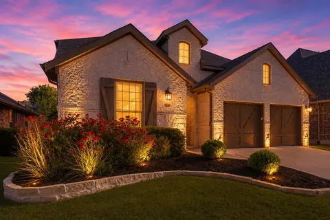 863 Forest St, Aubrey, TX 76227
