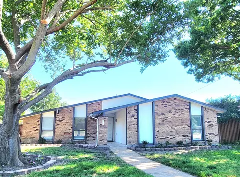 3402 Jones Dr, Rowlett, TX 75088