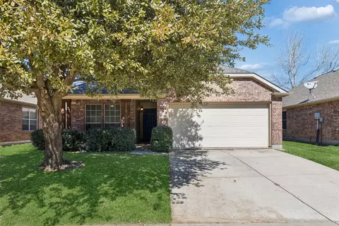 8901 Sierra Trl, Cross Roads, TX 76227