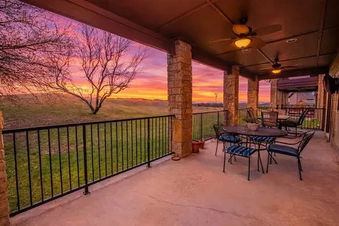 1101 Eagle Point Cir, Graford, TX 76449