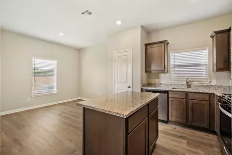 Other - 207 Southgate Dr, Terrell, TX 75160 photo 2 of 6
