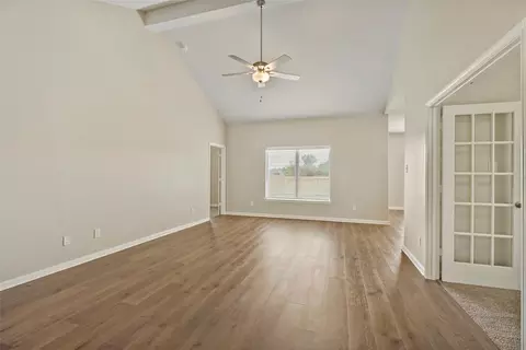 Living - 207 Southgate Dr, Terrell, TX 75160 photo 1 of 4