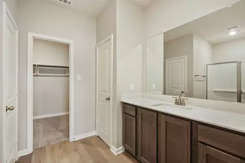 Entry Way - 207 Southgate Dr, Terrell, TX 75160 photo 2 of 3