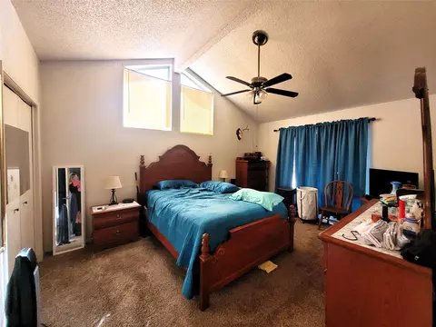 Bedroom - 2205 Viewtop Ln, Arlington, TX 76012 photo 2 of 4