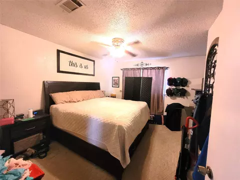 Bedroom - 2205 Viewtop Ln, Arlington, TX 76012 photo 4 of 4