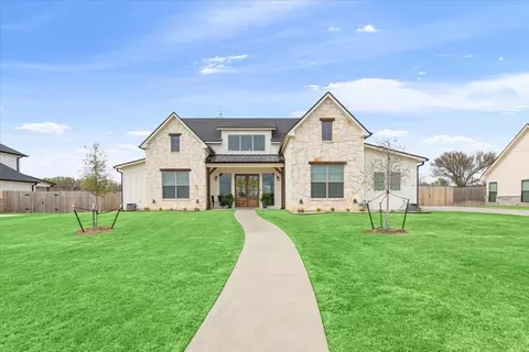 124 Big Catch Ln, Robinson, TX 76706
