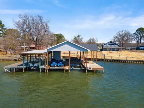 664 County Road 2360, Mount Pleasant, TX 75455