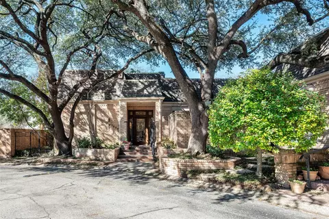 5805 Farquhar Ln, Dallas, TX 75209